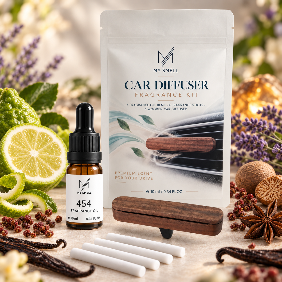 MY SMELL 454 – zestaw zapachowy do samochodu: olejek 10 ml, drewniany dyfuzor i cztery wkłady bawełniane, otoczenie nawiązujące do nut głowy, serca i bazy